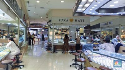 Pemilik Toko Perhiasan Keluhkan Pengunjung Sepi, Daya Beli Turun?