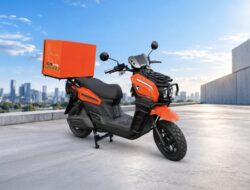 Kendaraan Bermotor Roda Dua Listrik Mogok Di Jalan, Teknisi Indomobil eMotor Kini Bisa Datang Hingga Lokasi